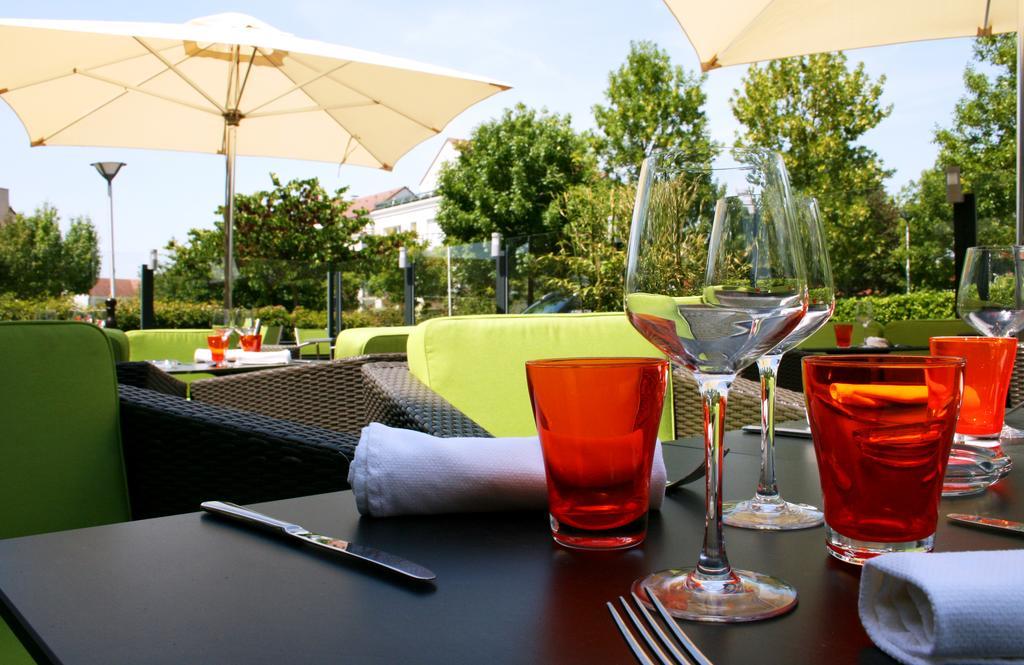 Hotel Best Western The Wish Versailles Гианкур Ресторант снимка